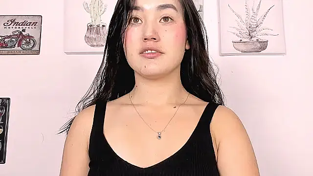 olivia22love online show from November 2025 12:16:02 PM