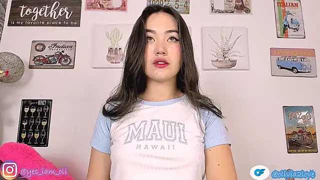 olivia22love online show from November 2025 12:08:01 PM