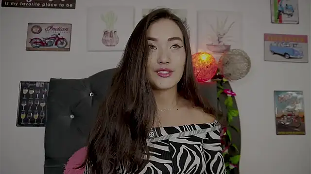 olivia22love online show from February 2026 05:30:01 AM