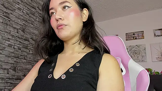 Snapshot of olivia22love chatting on February 2025 01:30:02 PM olivia22love online show from February 2025 01:30:02 PM