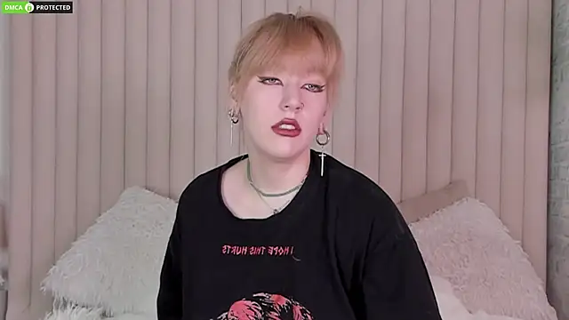 RachelCart online show from October 2025 03:07:01 AM