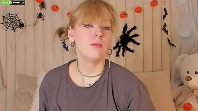 RachelCart online show from October 2025 03:06:01 AM