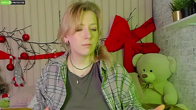 Snapshot of RachelCart chatting on January 2026 03:10:02 AM RachelCart online show from January 2026 03:10:02 AM