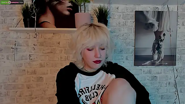 RachelCart online show from February 2025 03:35:02 AM