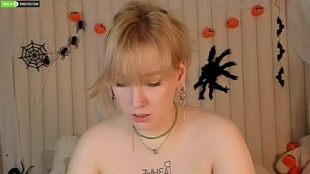 Snapshot of RachelCart chatting on October 2025 03:07:02 AM RachelCart online show from October 2025 03:07:02 AM