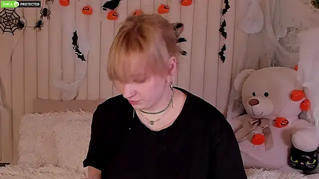 RachelCart online show from October 2025 03:05:02 AM
