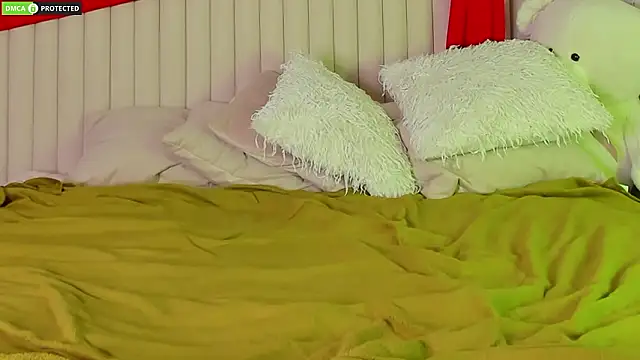 Snapshot of RachelCart chatting on March 2026 07:15:01 AM RachelCart online show from March 2026 07:15:01 AM