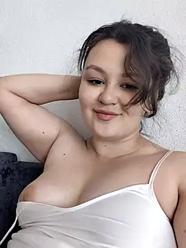 BlackCurly online show from September 2025 06:47:01 AM