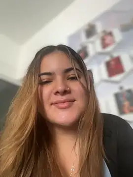 Snapshot of EVELIN_MASON chatting on July 2026 07:21:01 PM EVELIN MASON online show from July 2026 07:21:01 PM