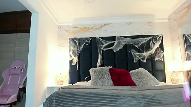 EVELIN MASON online show from October 2025 09:47:01 PM