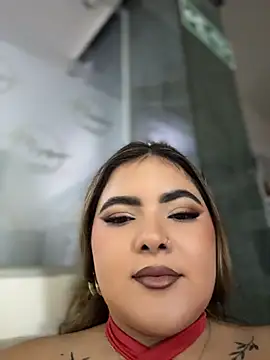 Snapshot of EVELIN_MASON chatting on June 2026 11:03:01 PM EVELIN MASON online show from June 2026 11:03:01 PM
