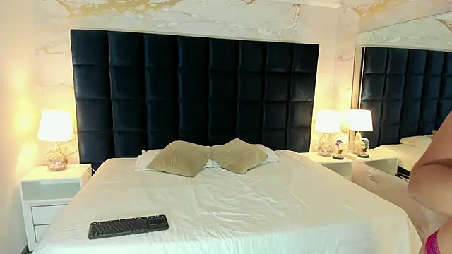 EVELIN MASON online show from November 2025 08:14:01 PM