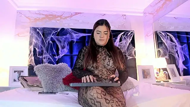 EVELIN MASON online show from October 2025 10:11:01 PM