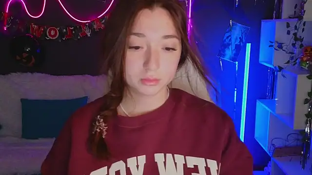 YasmineWest online show from October 2025 01:50:01 AM