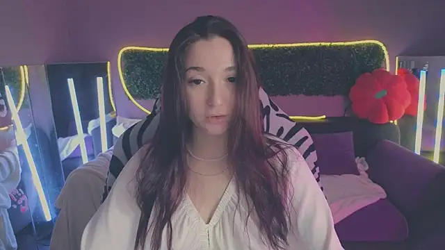 YasmineWest online show from November 2025 01:53:01 AM