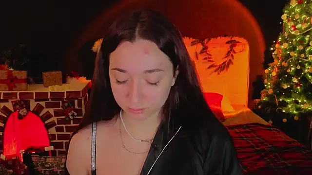 YasmineWest online show from December 2025 01:55:02 AM