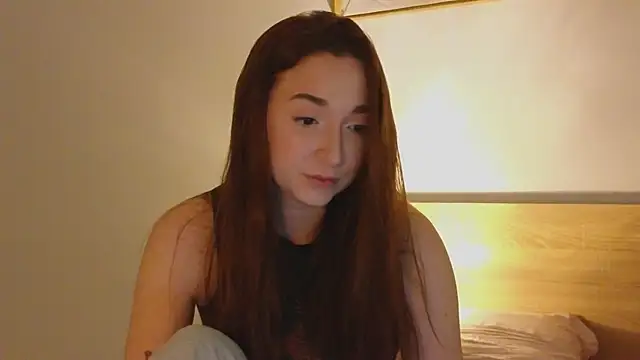 YasmineWest online show from April 2026 05:37:01 PM
