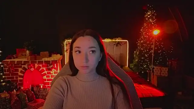 Snapshot of YasmineWest chatting on December 2025 02:58:02 AM YasmineWest online show from December 2025 02:58:02 AM