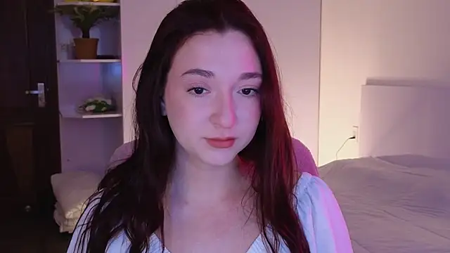 YasmineWest online show from June 2026 01:05:02 AM