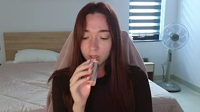 Snapshot of YasmineWest chatting on March 2026 12:13:01 AM YasmineWest online show from March 2026 12:13:01 AM