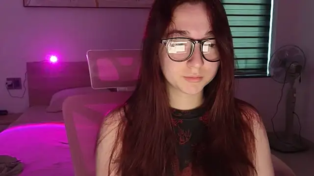 YasmineWest online show from May 2026 12:16:01 AM