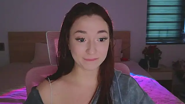 YasmineWest online show from May 2026 09:08:01 AM
