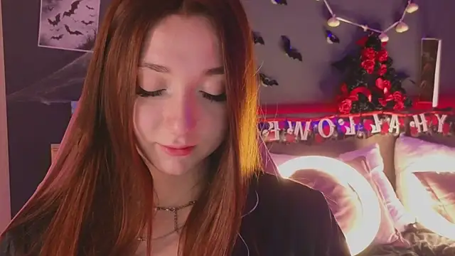 YasmineWest online show from October 2025 08:17:01 AM