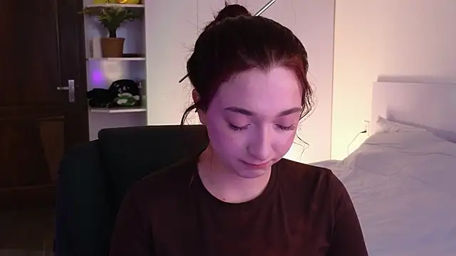 YasmineWest online show from June 2026 02:34:02 AM