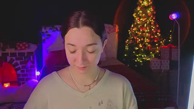 Snapshot of YasmineWest chatting on January 2026 08:54:02 AM YasmineWest online show from January 2026 08:54:02 AM