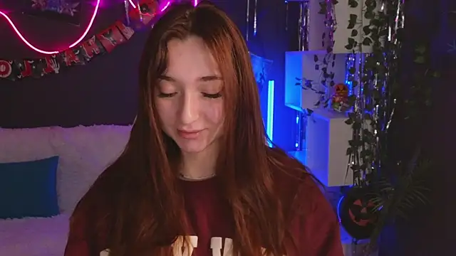 YasmineWest online show from October 2025 02:32:01 AM