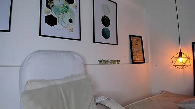 amysc online show from March 2026 11:48:02 AM