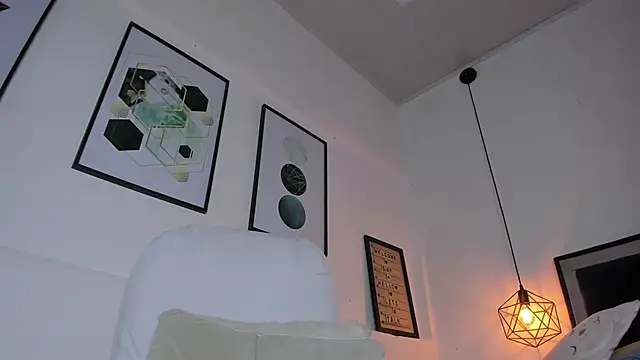 amysc online show from April 2026 12:06:01 PM