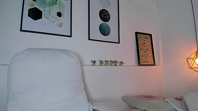 amysc online show from May 2026 12:13:02 PM