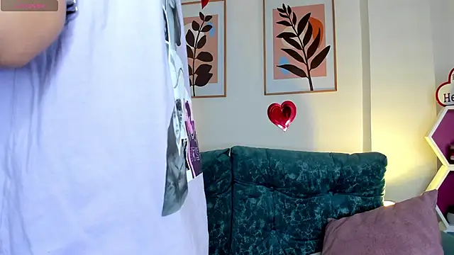amysc online show from February 2025 01:53:02 PM