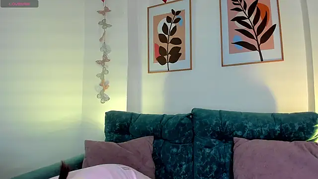 amysc online show from March 2025 01:45:02 PM