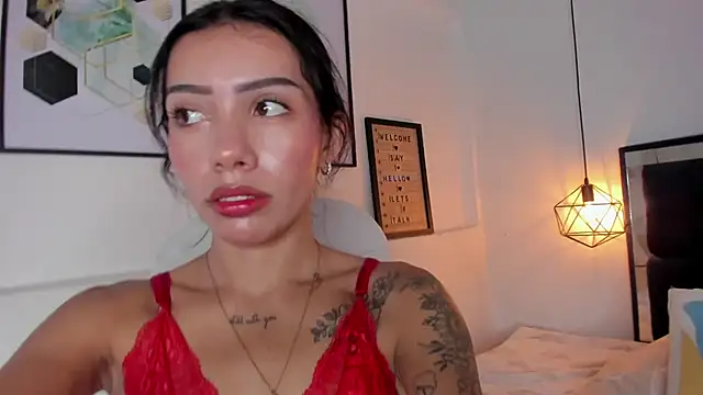 amysc online show from October 2025 01:43:02 PM