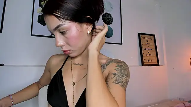 amysc online show from February 2026 11:43:02 AM