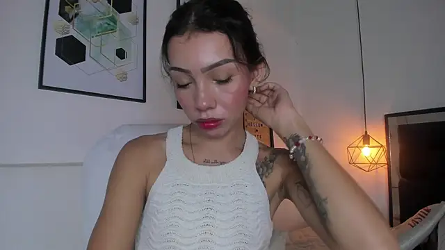 amysc online show from November 2025 01:44:02 PM