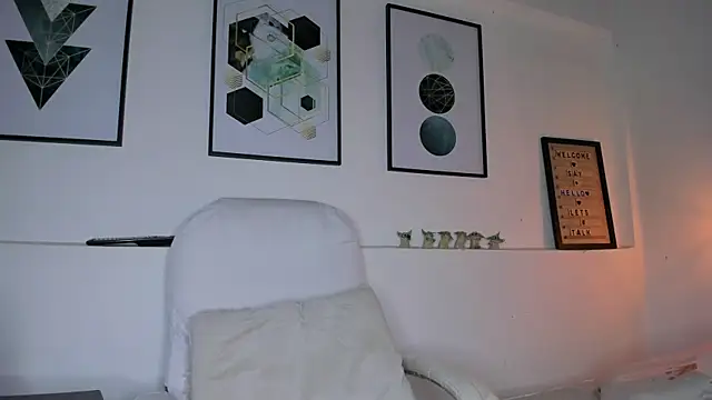 amysc online show from May 2026 12:08:01 PM