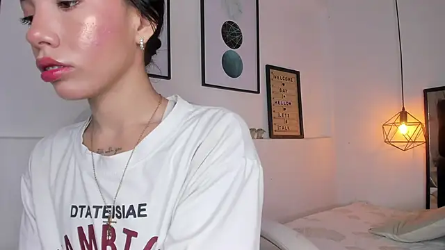 amysc online show from December 2025 01:43:02 PM