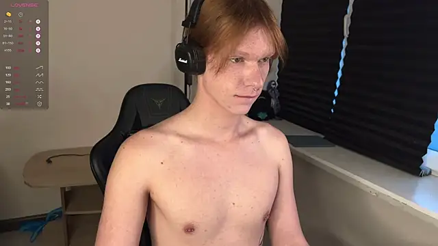 carthylovvve online show from November 2025 01:44:02 PM