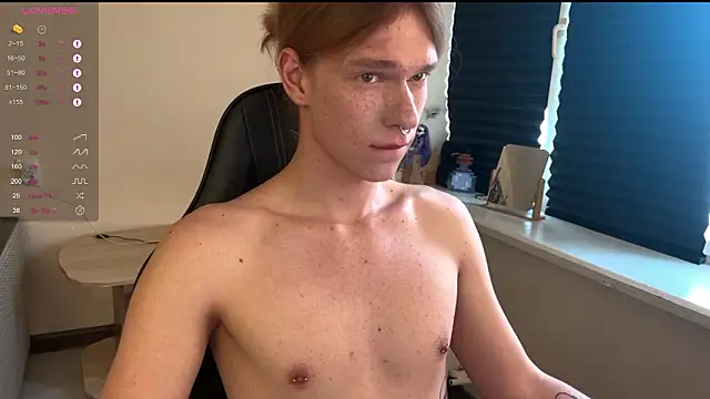 Snapshot of carthylovvve chatting on February 2026 12:59:02 PM carthylovvve online show from February 2026 12:59:02 PM