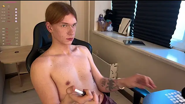 Snapshot of carthylovvve chatting on January 2026 01:17:02 PM carthylovvve online show from January 2026 01:17:02 PM