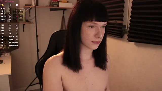 carthylovvve online show from March 2025 04:02:02 PM