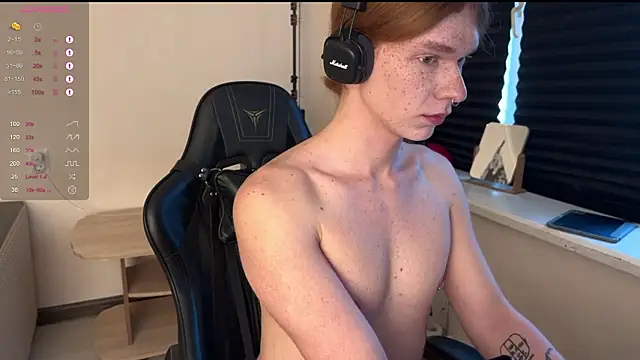 Snapshot of carthylovvve chatting on February 2026 01:31:02 PM carthylovvve online show from February 2026 01:31:02 PM