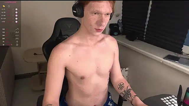 carthylovvve online show from December 2025 01:54:02 PM