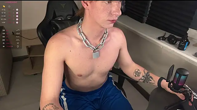 carthylovvve online show from November 2025 03:01:01 PM