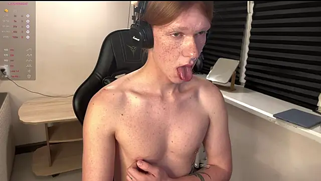 Snapshot of carthylovvve chatting on December 2025 04:05:02 AM carthylovvve online show from December 2025 04:05:02 AM