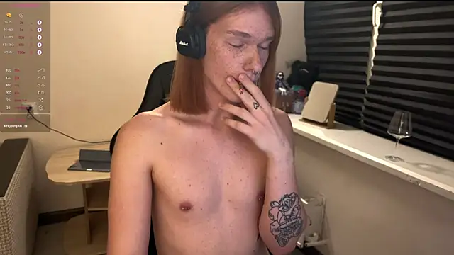 Snapshot of carthylovvve chatting on January 2026 05:09:02 PM carthylovvve online show from January 2026 05:09:02 PM