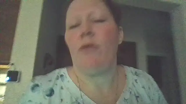 fatfabulous1981 online show from November 2025 08:46:02 PM